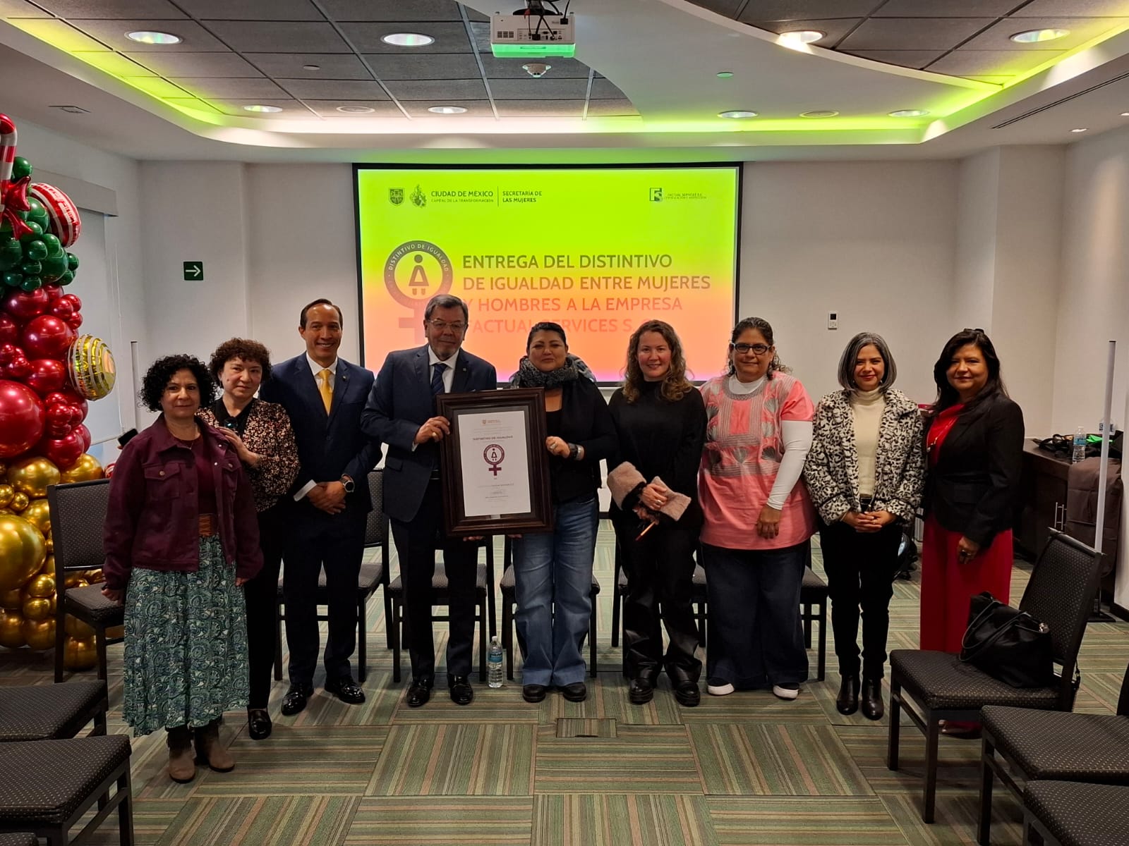 Factual Services recibió el Distintivo de igualdad entre hombres y mujeres por parte de la Secretaria de las Mujeres y secretaría técnica del Sistema, del Gobierno de la Ciudad de México Image